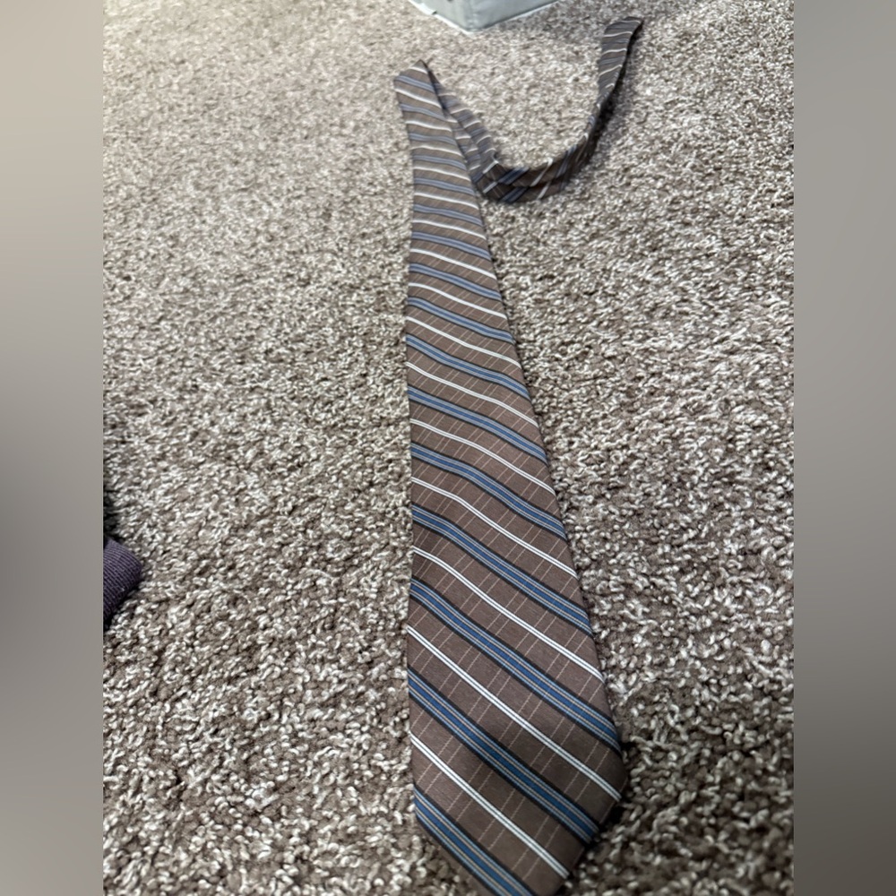 🍌Brown and Blue Striped Tie